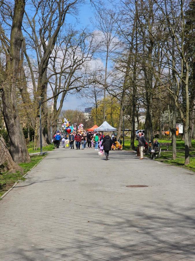 Apartament Central Park Кельце Экстерьер фото